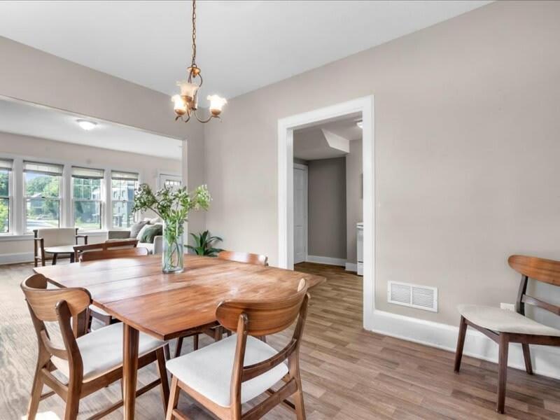 Chic 2Br Duplex Free Parking Near Hospitals Villa Des Moines Bagian luar foto